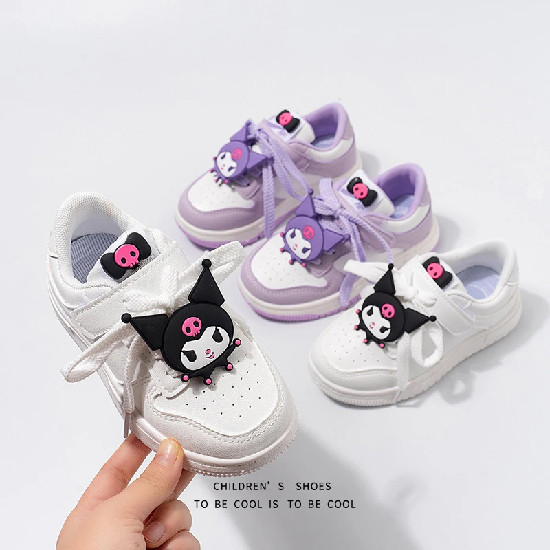 Кроссовки Sanrios с аниме Hello Kittys для девочек, милые весенне-осенние мягкие кроссовки Kuromi с мультяшным кулоном, на шнуровке, детская повседневная спортивная обувь
Кроссовки Sanrios с аниме Hello Kittys для девочек, милые весенне-осенние мягкие кроссовки Kuromi с мультяшным кулоном, на шнуровке, детская повседневная спортивная обувь
