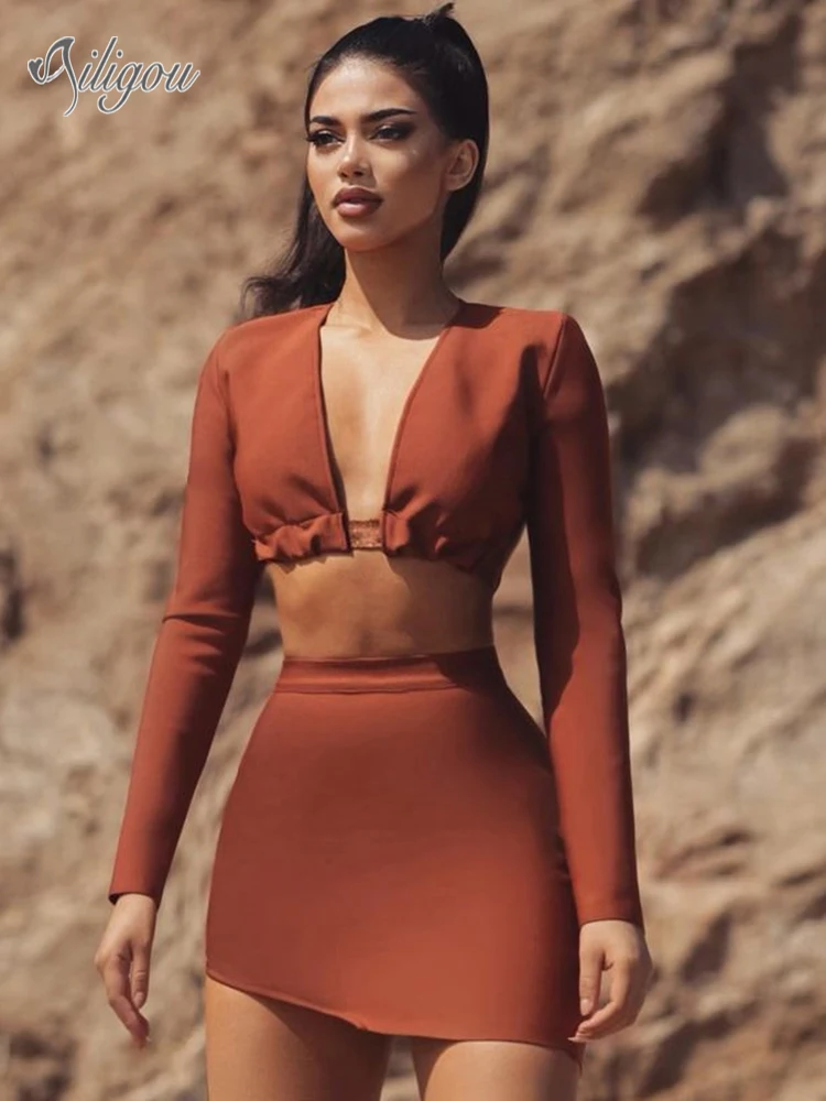 Ailigou 2022 Summer Ladies European And American Sexy Long Sleeve V Neck Strap Bodycon Bandage Suit Skirt Fashion Celebrity Suit
Ailigou 2022 Summer Ladies European And American Sexy Long Sleeve V Neck Strap Bodycon Bandage Suit Skirt Fashion Celebrity Suit