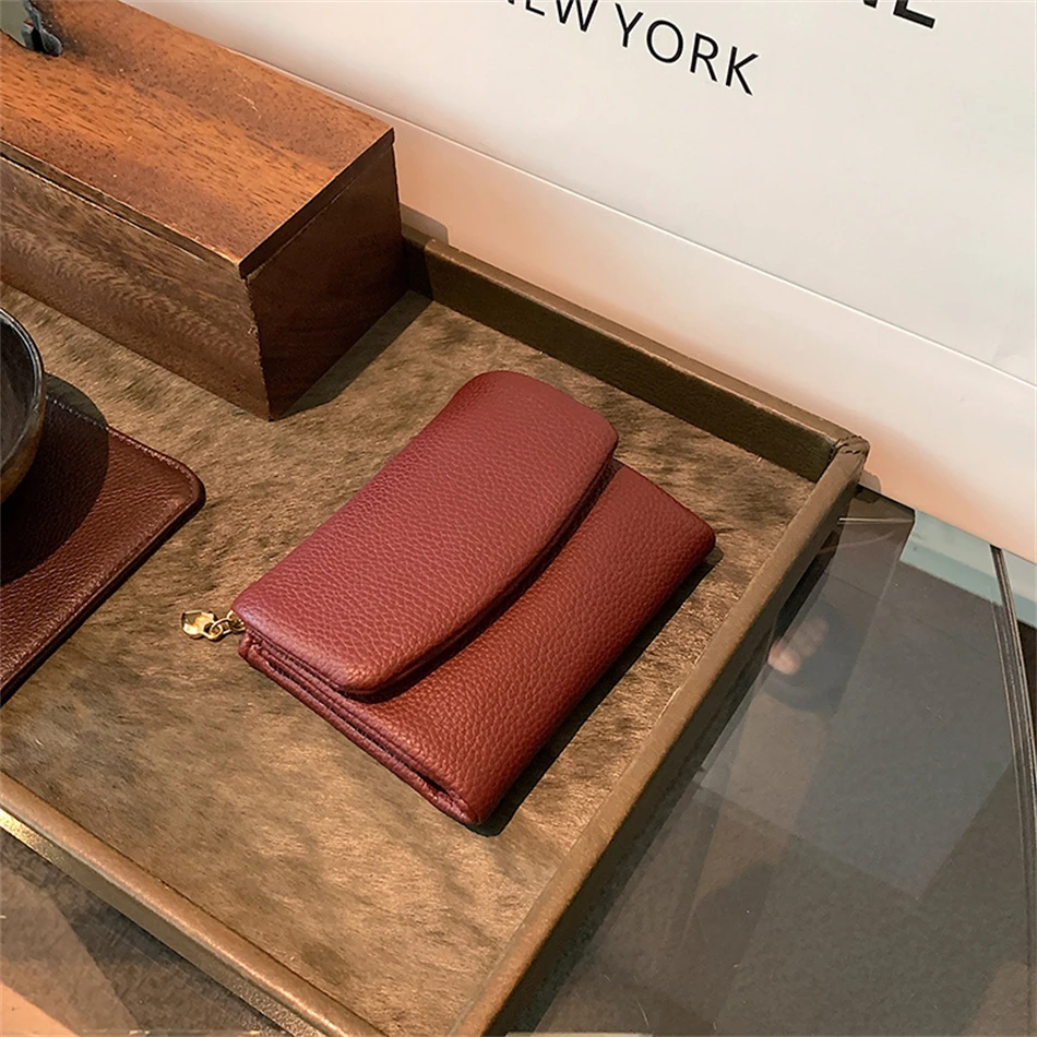 2023 New Solid Color Coin Purse Leather Short Wallet Trifold for Small Women's Purses Clutch Card Holder Travel Card Wallets Sac
2023 New Solid Color Coin Purse Leather Short Wallet Trifold for Small Women's Purses Clutch Card Holder Travel Card Wallets Sac