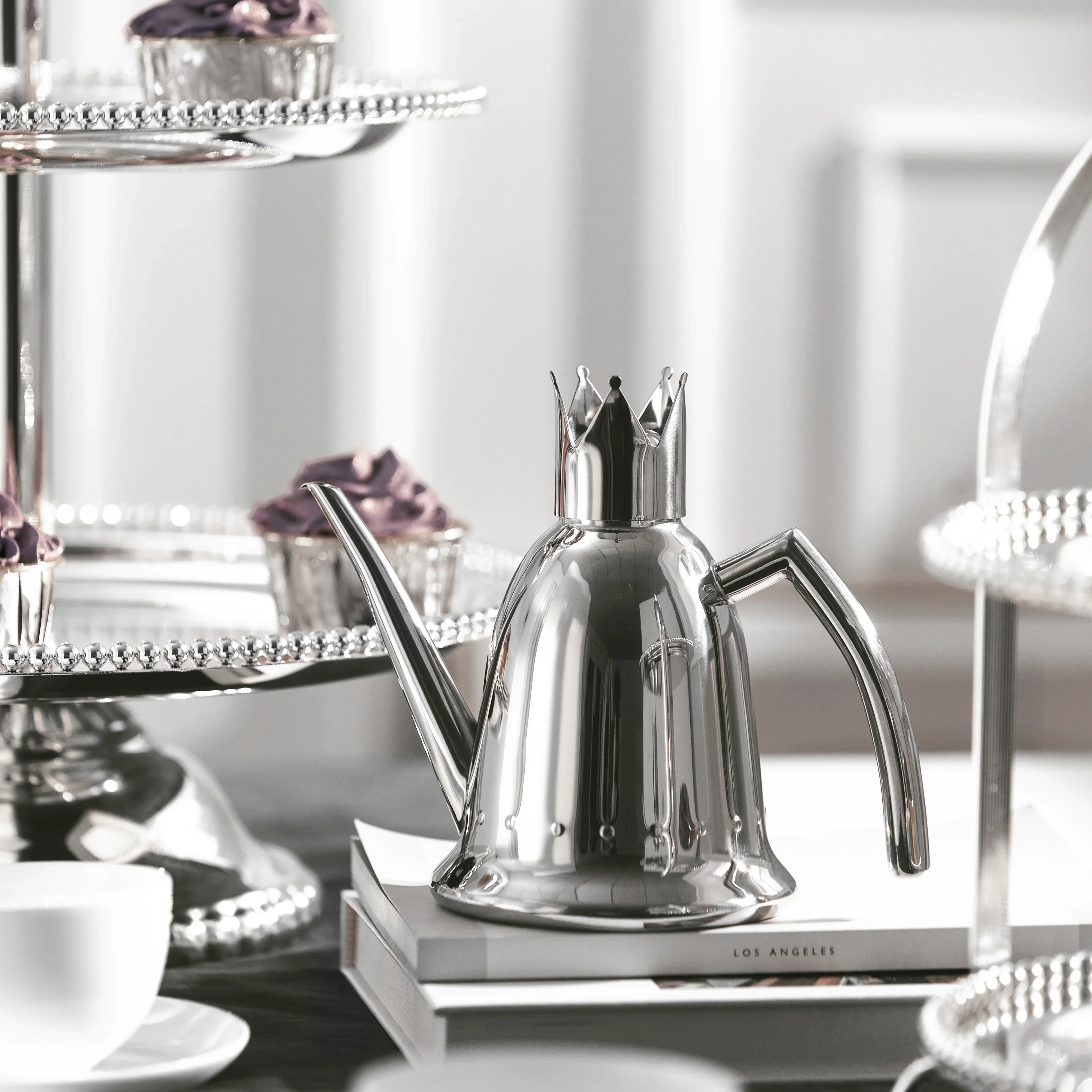 Nordic light luxury stainless steel narrow mouth pot long mouth household coffee pot kettle teapot hand coffee pot
Nordic light luxury stainless steel narrow mouth pot long mouth household coffee pot kettle teapot hand coffee pot