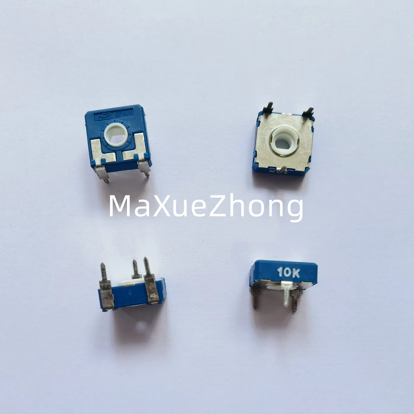 Original New 100% CA14NV15 10K RT3.52 square adjustable potentiometer 10K D hole (SWITCH)
Original New 100% CA14NV15 10K RT3.52 square adjustable potentiometer 10K D hole (SWITCH)