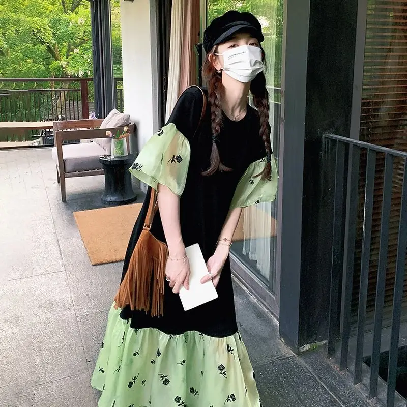 Fashion O-Neck Spliced Floral Fake Two Pieces Casual Dresses Female Clothing 2024 Summer Loose Sweet Flare Sleeve Princess Dress
Fashion O-Neck Spliced Floral Fake Two Pieces Casual Dresses Female Clothing 2024 Summer Loose Sweet Flare Sleeve Princess Dress