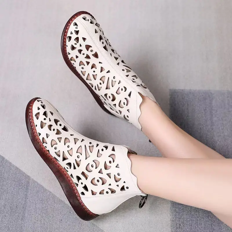 Shoes for Women 2023 Hot Sale Spring Summer Sandals Breathable Hole Boots Flat Soft Non-slip Comfortable Sandalias De Mujer
Shoes for Women 2023 Hot Sale Spring Summer Sandals Breathable Hole Boots Flat Soft Non-slip Comfortable Sandalias De Mujer