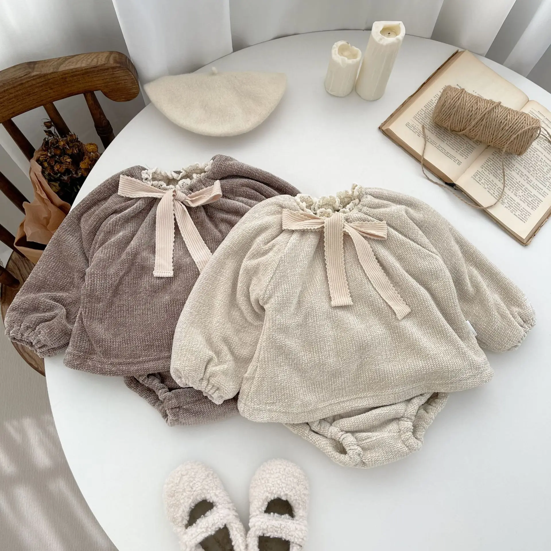Autumn Winter Toddler Girl Retro Lace Bow Fleece Pullover Shirt Set Newborn Baby Solid Plus Velvet Thick Casual Tops+Shorts 2pcs
Autumn Winter Toddler Girl Retro Lace Bow Fleece Pullover Shirt Set Newborn Baby Solid Plus Velvet Thick Casual Tops+Shorts 2pcs