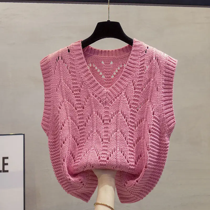 V-neck Openwork Knitted Vest Women's 2023 Spring Autumn/winter New Loose Outer Wear Horse Clip Layered Sweater
V-neck Openwork Knitted Vest Women's 2023 Spring Autumn/winter New Loose Outer Wear Horse Clip Layered Sweater