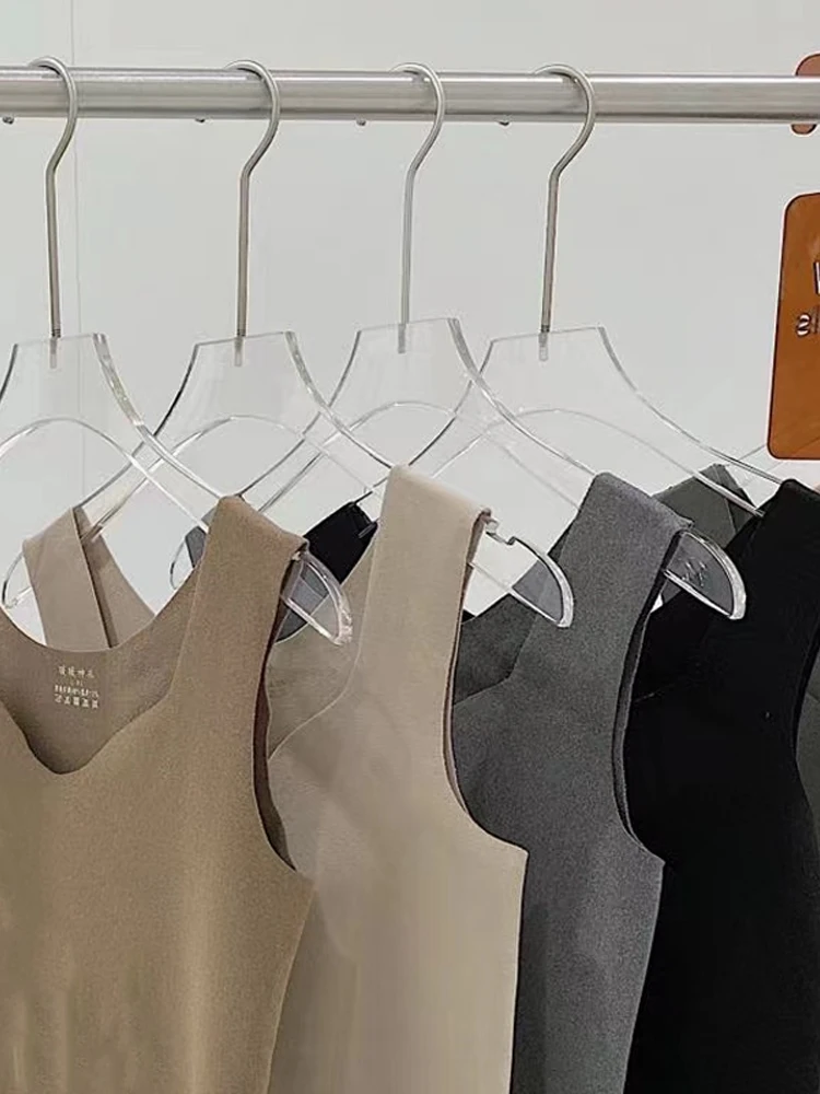 Winter Derong Velvet Thermal Underwear Non Marking V-neck U-neck Slim Fitting Underwea Slim fitting and tight Korean underwear
Winter Derong Velvet Thermal Underwear Non Marking V-neck U-neck Slim Fitting Underwea Slim fitting and tight Korean underwear
