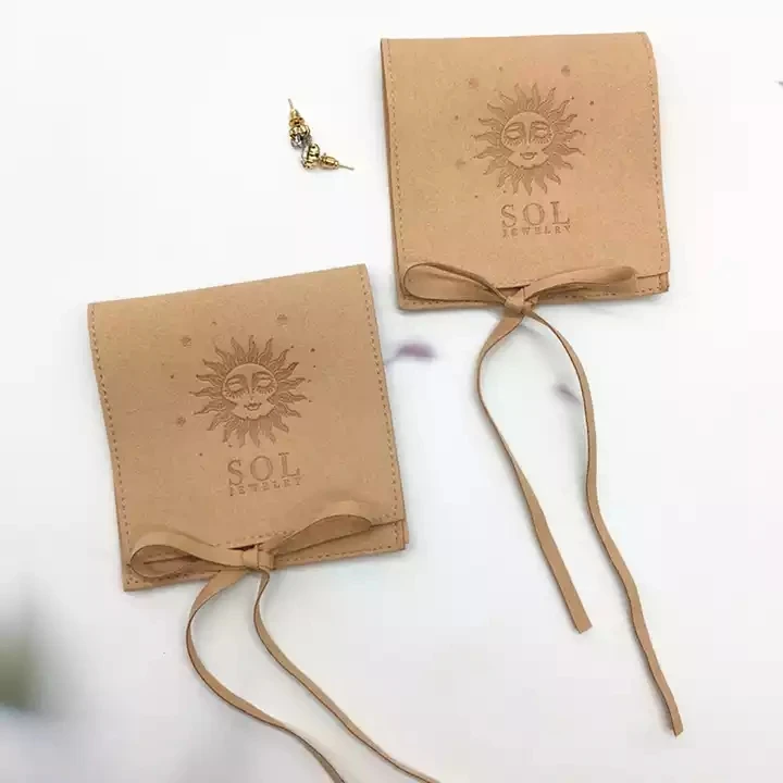 SheepSew 13X13 cm Custom Logo Suede Microfiber Jewelry Packaging & Display Fashion Gift Jewelry Pouch
SheepSew 13X13 cm Custom Logo Suede Microfiber Jewelry Packaging & Display Fashion Gift Jewelry Pouch