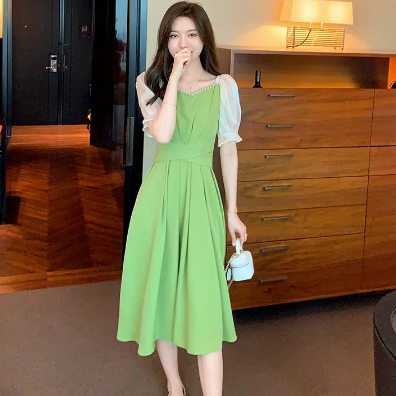 2023 New Summer Style Dress Gentle Wind Draw Back Appear Thin Advanced Sense Temperament Square Neck Chiffon Free Shipping
2023 New Summer Style Dress Gentle Wind Draw Back Appear Thin Advanced Sense Temperament Square Neck Chiffon Free Shipping