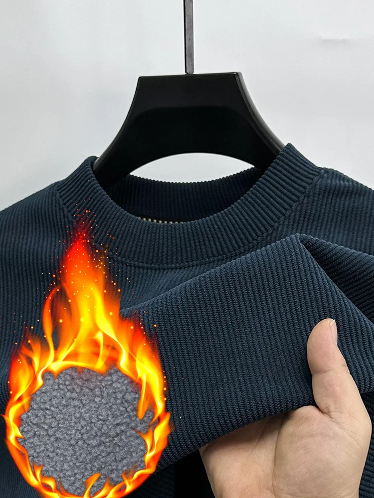 High-end New Men's Autumn and Winter Fashionable Velvet Thickened Solid Color Round Neck Pullover Long-sleeved T-shirt New Top
High-end New Men's Autumn and Winter Fashionable Velvet Thickened Solid Color Round Neck Pullover Long-sleeved T-shirt New Top