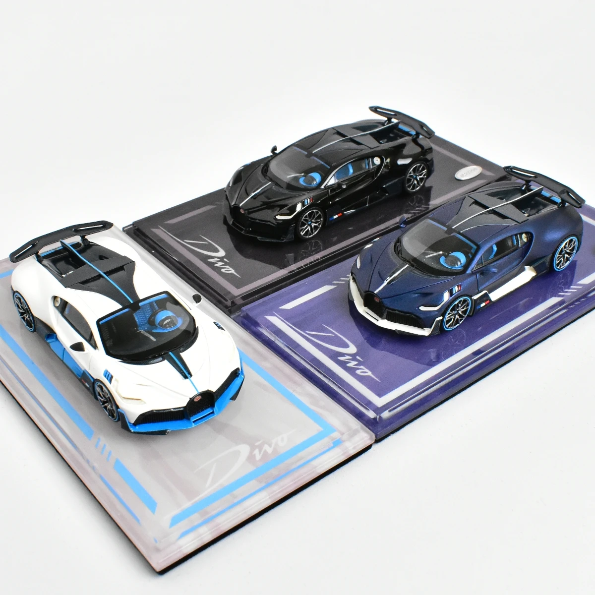 Модель автомобиля Bugatti Divo с полимерным покрытием, погрешность 404, 1:64
Модель автомобиля Bugatti Divo с полимерным покрытием, погрешность 404, 1:64