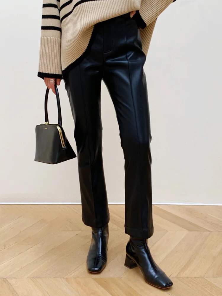 CamKemsey Autumn Winter Casual High Waist Spliced PU Leather Pants Women Office OL Slim Fit Ankle Length Black Formal Trousers
CamKemsey Autumn Winter Casual High Waist Spliced PU Leather Pants Women Office OL Slim Fit Ankle Length Black Formal Trousers