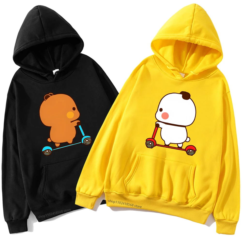 

Cute Couple Hoodie Cute Bubu and Dudu Are Playing Scooter Together Sweatshirts with Hooded Men's Clothes Women Panda Bear Top