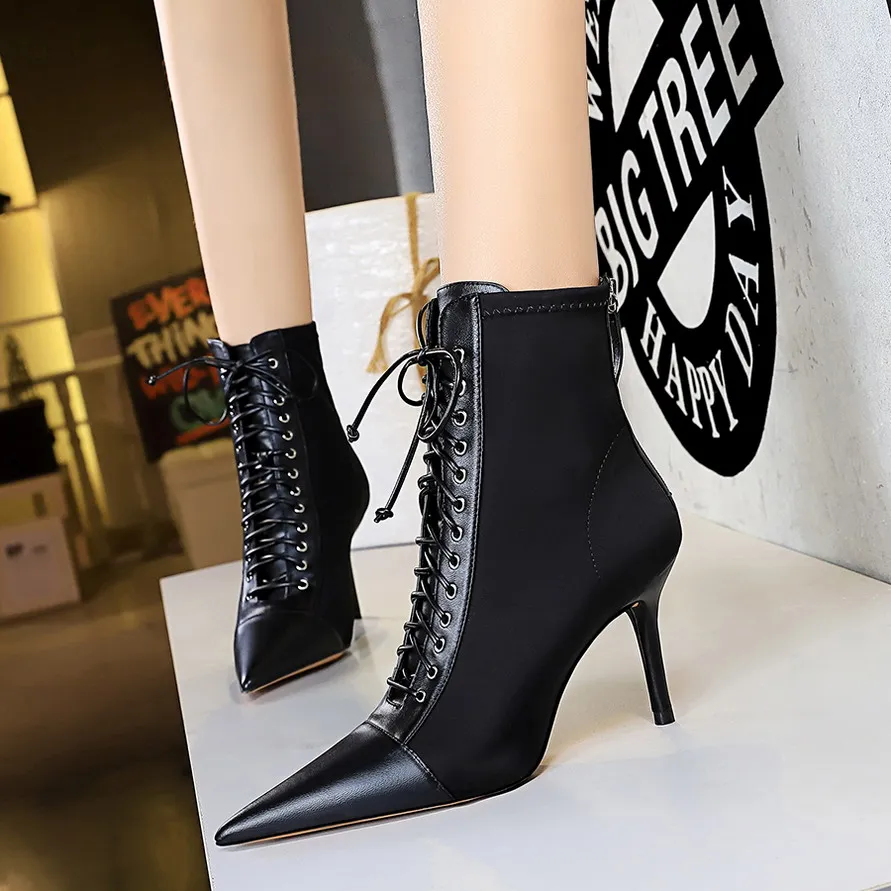 BIGTREE Shoes Cross Straps Sexy Women Boots Pointed Toe Stiletto High-heel Boots 2023 New Women's Ankle Boots Plus Size 42 43
BIGTREE Shoes Cross Straps Sexy Women Boots Pointed Toe Stiletto High-heel Boots 2023 New Women's Ankle Boots Plus Size 42 43