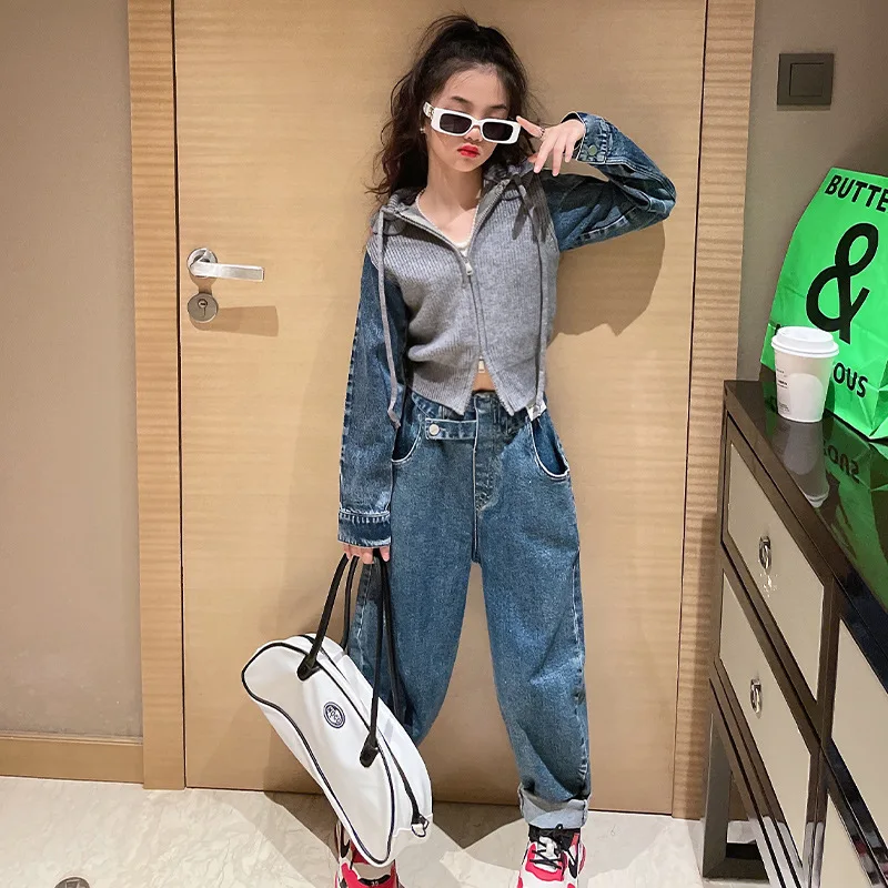 Spring Autumn School Girl 2PCS Clothes Set Children Girl Denim Patchwork Knitted Cardigan+Jeans Sets Girls From 4-12 Years Old
Spring Autumn School Girl 2PCS Clothes Set Children Girl Denim Patchwork Knitted Cardigan+Jeans Sets Girls From 4-12 Years Old