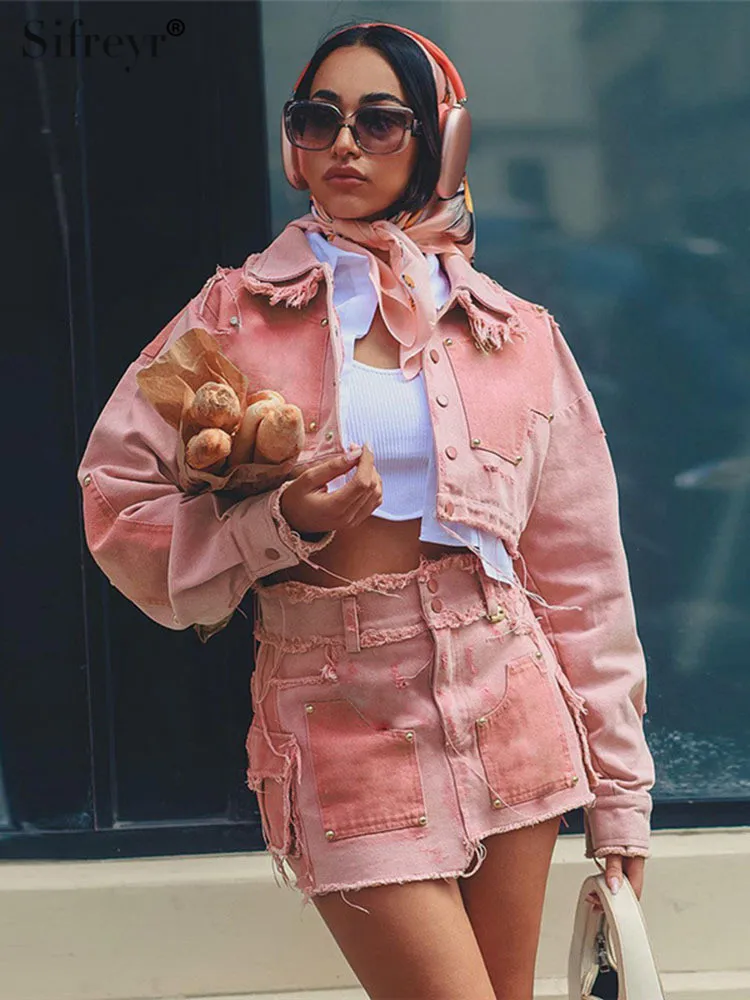 Sifreyr Fashion Half Skirt Set Turn Down Collar Short Cotton Coat Street Trendy Irregular Patch High Waist Mini Skirts For Women
Sifreyr Fashion Half Skirt Set Turn Down Collar Short Cotton Coat Street Trendy Irregular Patch High Waist Mini Skirts For Women
