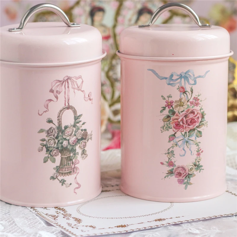 French Retro Storage Box Pink Bow Flower Basket Printed Iron Kitchen Container Korean Exquisite Home Storage Organizer 2-Pcs
French Retro Storage Box Pink Bow Flower Basket Printed Iron Kitchen Container Korean Exquisite Home Storage Organizer 2-Pcs