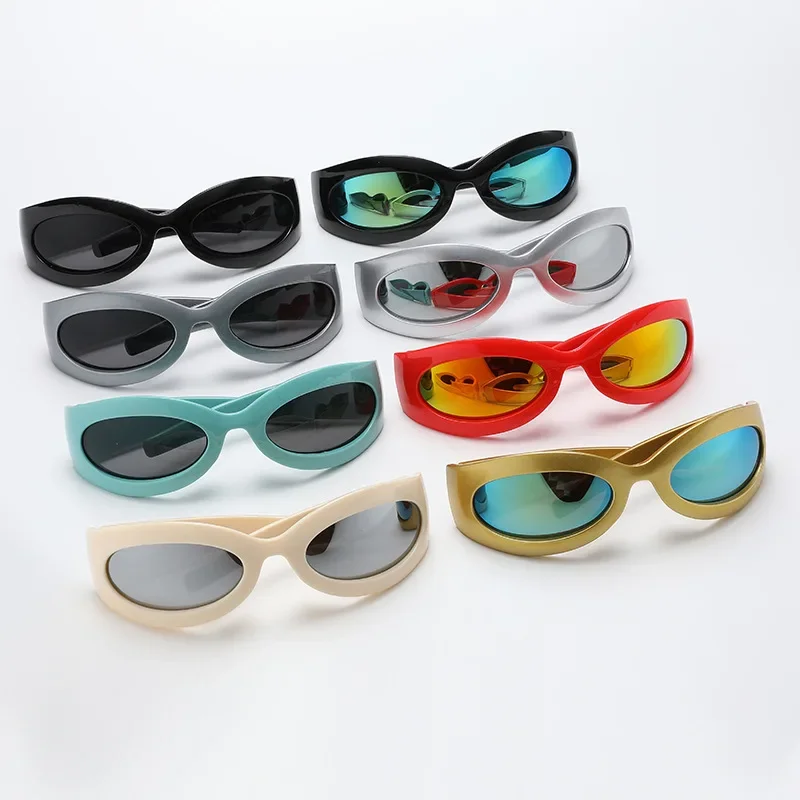 New European and American Trend Large Frame Oval Y2K Sunglasses for Men and Women Personality Wide-legged Sunglasses
New European and American Trend Large Frame Oval Y2K Sunglasses for Men and Women Personality Wide-legged Sunglasses