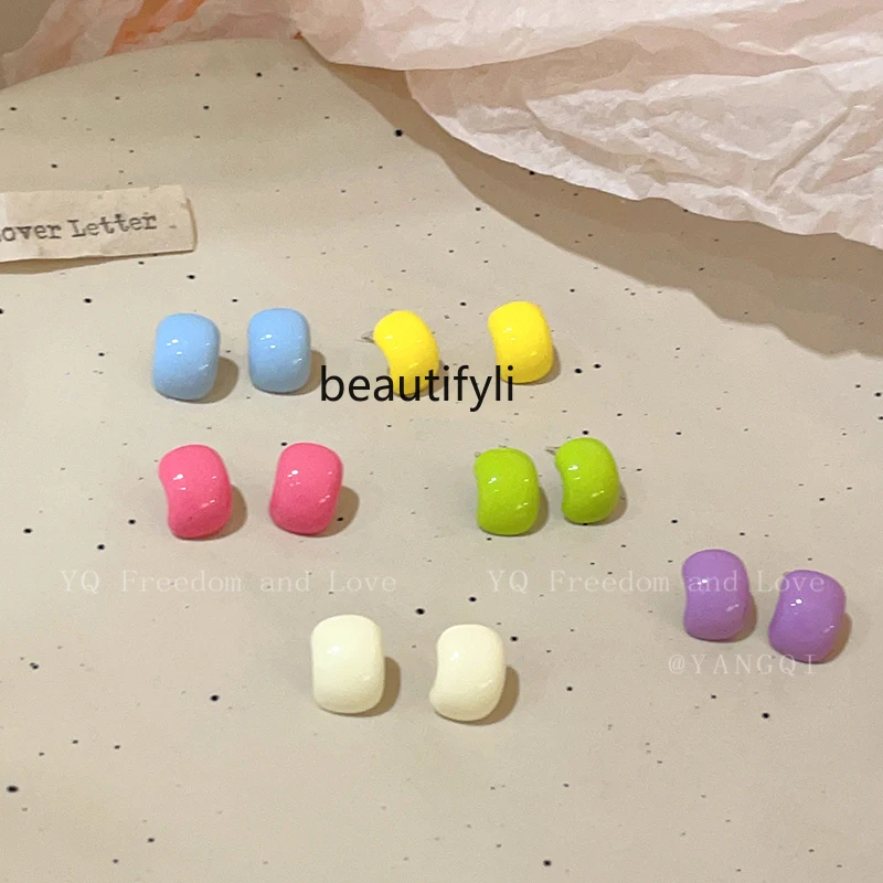 Candy Color C- Shaped Stud Earrings Female Niche Unique Design Sweet Earrings Elegant High-Grade All-Match Earrings
Candy Color C- Shaped Stud Earrings Female Niche Unique Design Sweet Earrings Elegant High-Grade All-Match Earrings
