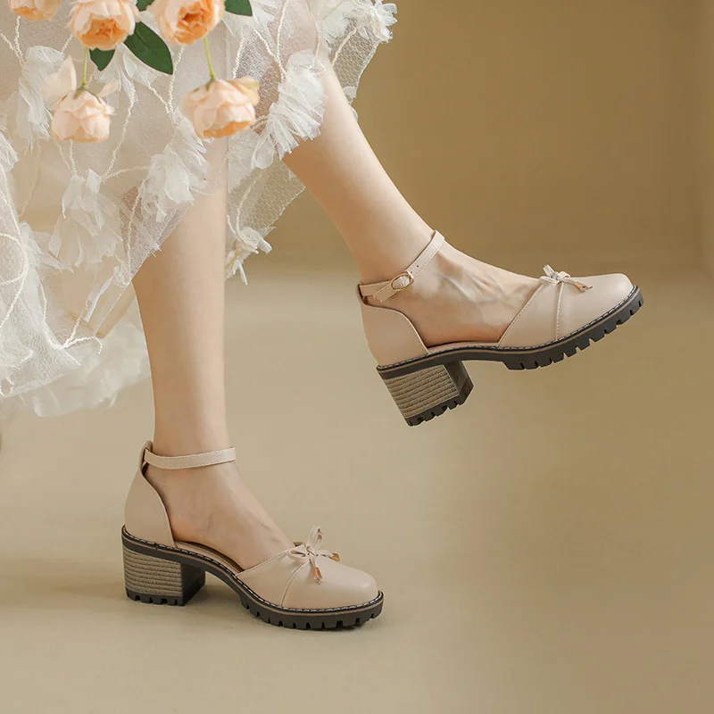 

YQBTDL 2022 Summer Round Toe Hollowed 6cm High Heels Sandals Women's Chunky Heel Bowtie Buckle Strap Sweet Shoes Apricot Black