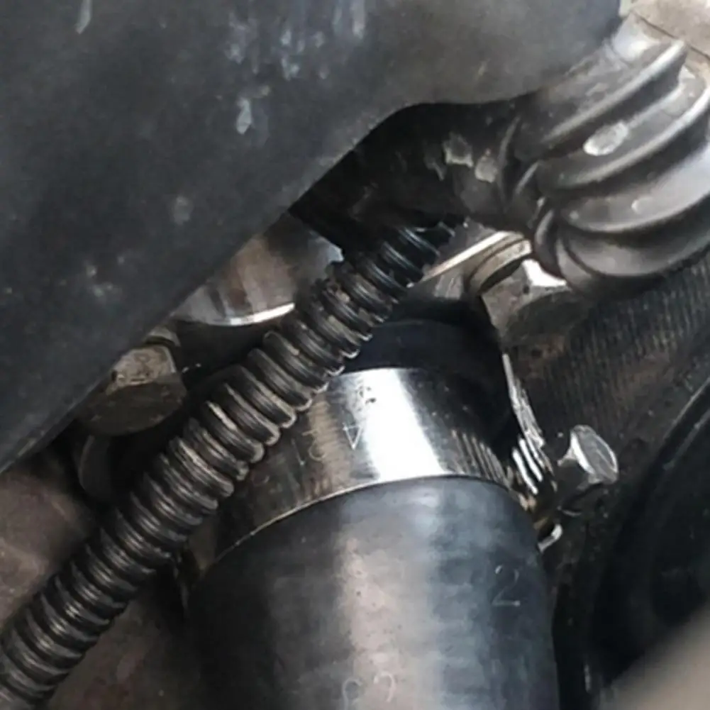 Aluminum Hose Connector Sturdy Wear-resistant Water Pipe Joint for 3.0l twin turbo N54 (3.0 twin turbo) and N20
Aluminum Hose Connector Sturdy Wear-resistant Water Pipe Joint for 3.0l twin turbo N54 (3.0 twin turbo) and N20