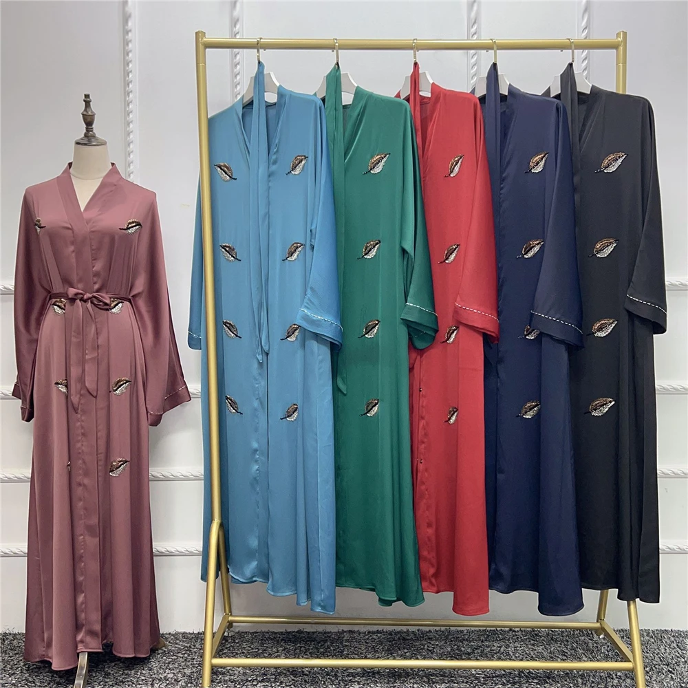 

Diamond Beading Ramadan Eid Muslim Dress Long Abayas Robes Maxi Dress For Women French Stylish Modesty Islamic Dress Open Abaya