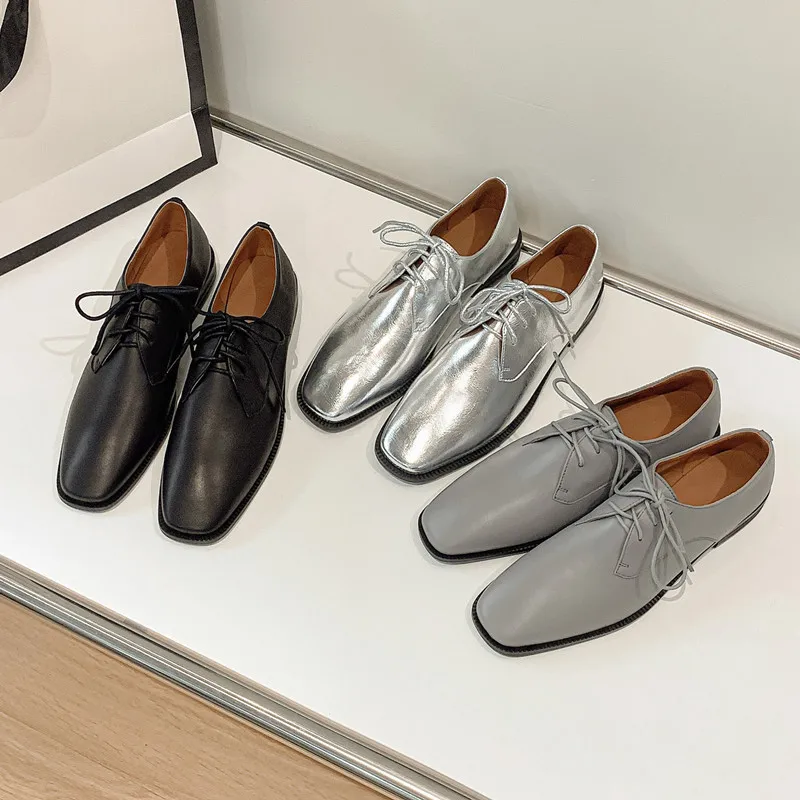 MKKHOU Fashion Ladies Leather Shoes High Quality Genuine Leather Deep Mouth Lace Up Comfortable Low Heels Unisex Men's Shoes
MKKHOU Fashion Ladies Leather Shoes High Quality Genuine Leather Deep Mouth Lace Up Comfortable Low Heels Unisex Men's Shoes