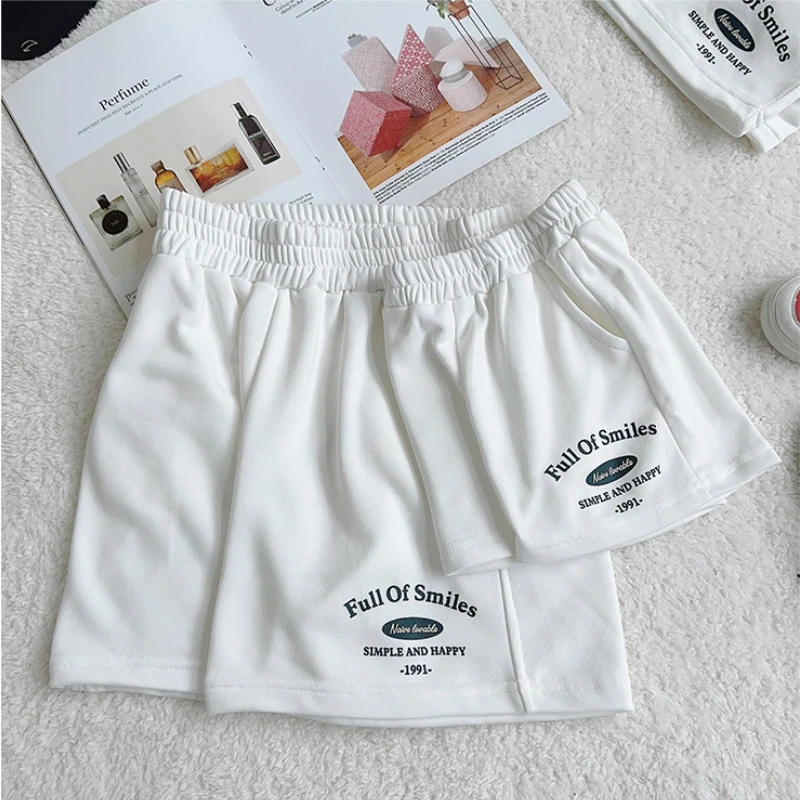 Mom Dad and Daughter Son Matching Clothes for The Whole Family Looks Korean Children's Clothing 2023 Summer Parent-child Shorts
Mom Dad and Daughter Son Matching Clothes for The Whole Family Looks Korean Children's Clothing 2023 Summer Parent-child Shorts