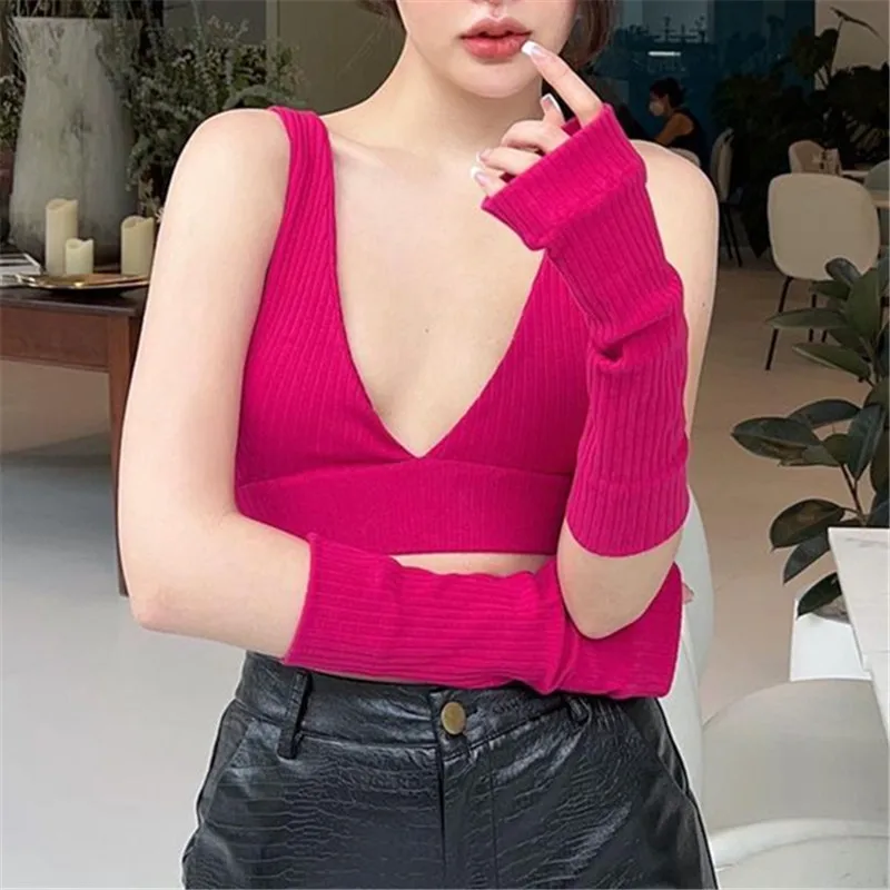 

2022 Hot Selling Hot Girls In Spring Sexy V-neck Suspender Vest Short Sleeve Sleeve Set Crop Top Women Backless Y2k Tank Top