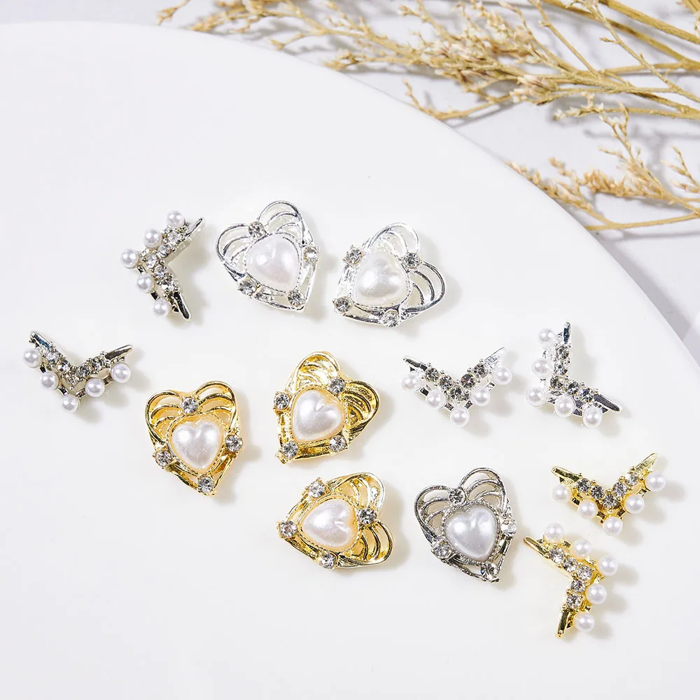 

10Pcs Gold Silver Heart Shaped Nail Charms Manicure Jewelry Valentine's Day Alloy Rhinestones Gems For Nail Art Decoration