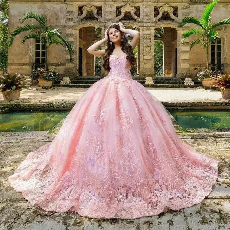 Pink Shiny Off The Shoulder Beading Crystal Quinceanera Dresses Ball Gown Appliques Lace Tull Sweet 15 Vestidos De XV Años
Pink Shiny Off The Shoulder Beading Crystal Quinceanera Dresses Ball Gown Appliques Lace Tull Sweet 15 Vestidos De XV Años
