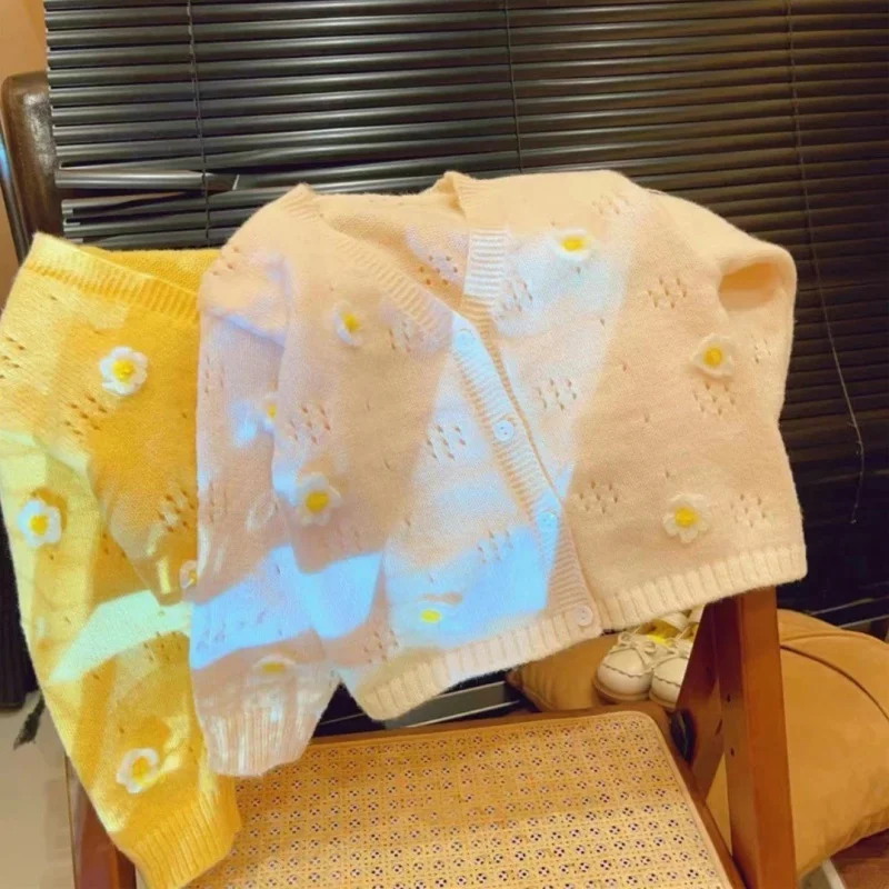 Autumn Women's Treasure Flower Sweater Cardigan Children Girl Knitted Sweater Western Style Top Spring and Autumn Coat
Autumn Women's Treasure Flower Sweater Cardigan Children Girl Knitted Sweater Western Style Top Spring and Autumn Coat