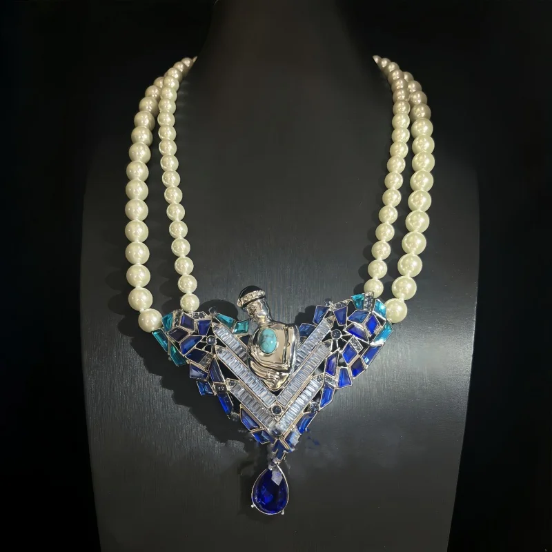 French vintage heart-shaped pendant necklace exudes an elegant charm. It is adorned with rhinestone and pearl chains 1 Mallzona Sbb819081f41b4743ab439b874845ebf0Z French vintage heart-shaped pendant necklace exudes an elegant charm. It is adorned with rhinestone and pearl chains Mallzona