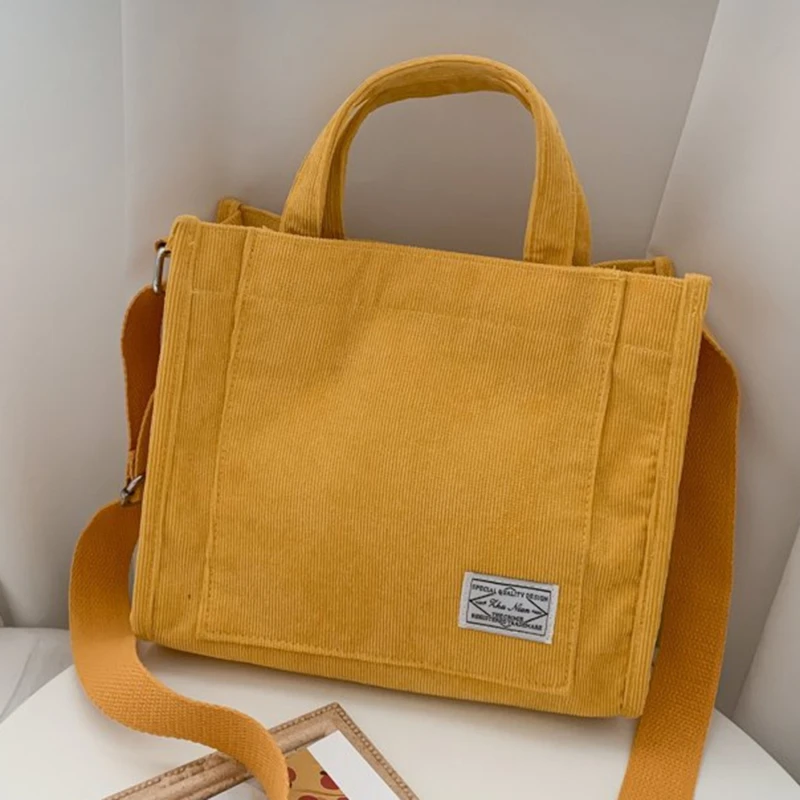 Corduroy Ladies Bags 2022 New Trend Single Shoulder Bag Solid Color Buckle Messenger Bag Small Square Retro Women Handbags
Corduroy Ladies Bags 2022 New Trend Single Shoulder Bag Solid Color Buckle Messenger Bag Small Square Retro Women Handbags