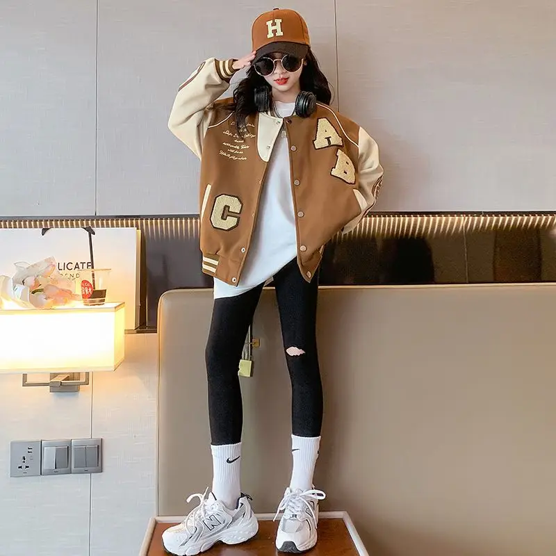 Young Girls' Baseball Coat Jacket Patchwork Letter Printing Single Breasted Korean Causal Top Fashionable 2023 Autumn 5-12 Yrs
Young Girls' Baseball Coat Jacket Patchwork Letter Printing Single Breasted Korean Causal Top Fashionable 2023 Autumn 5-12 Yrs