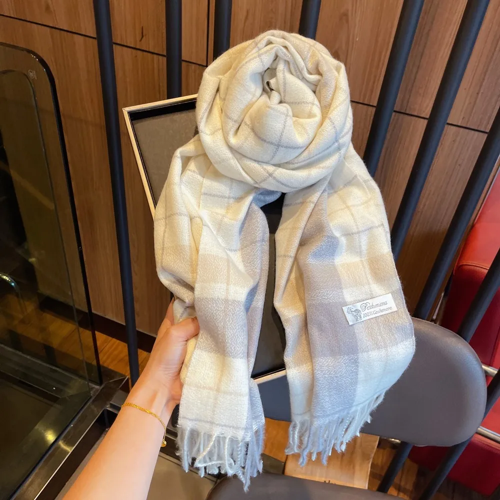 

Scarves for men and women couples birthday gift winter new 2023 plaid cashmere scarf high sense scarf to keep warm.