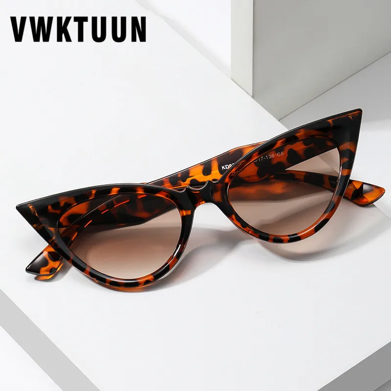VWKTUUN Women Sunglasses 2022 Stylish Cat Eye Glasses Women Vintage Oversized UV400 Oculos Sunglasses Luxury Designer
VWKTUUN Women Sunglasses 2022 Stylish Cat Eye Glasses Women Vintage Oversized UV400 Oculos Sunglasses Luxury Designer