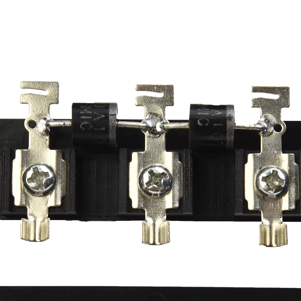 1PC Cable Connector Kit PPO 50W-120W Electrical Testing TOOL Junction Box PV Module Box 50W-120W 6A Junction Box
1PC Cable Connector Kit PPO 50W-120W Electrical Testing TOOL Junction Box PV Module Box 50W-120W 6A Junction Box