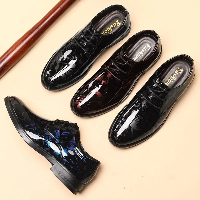 Newest Italian Oxford Shoes For Men Luxury Patent Leather Wedding Shoes Pointed Toe Dress Shoes Classic Derbies Plus Size 38-47
Newest Italian Oxford Shoes For Men Luxury Patent Leather Wedding Shoes Pointed Toe Dress Shoes Classic Derbies Plus Size 38-47