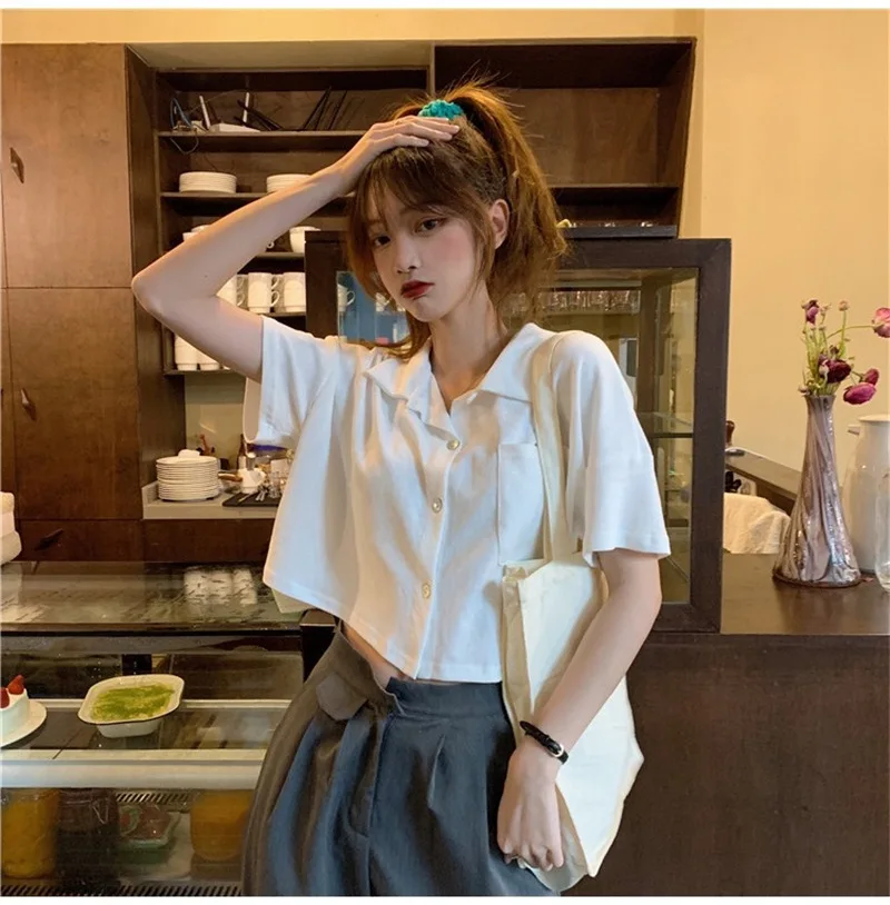 Shirts Women Pocket Solid Short Sleeve Casual Sweet Simple Summer Crop Tops Womens Koreans Style Designed Chic Streetwear Trendy
Shirts Women Pocket Solid Short Sleeve Casual Sweet Simple Summer Crop Tops Womens Koreans Style Designed Chic Streetwear Trendy