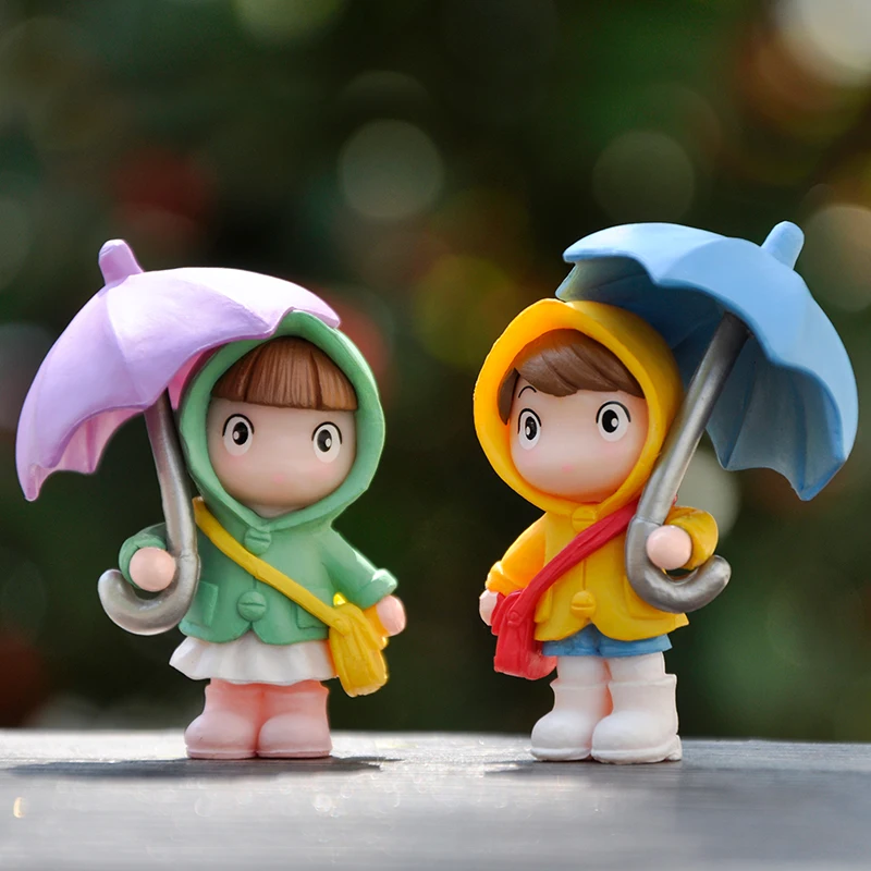 Cute Raincoat Umbrella Boy Girl Doll Small Ornament Desktop Decoration Doll Accessories Gift Children's Toys Micro Landscape
Cute Raincoat Umbrella Boy Girl Doll Small Ornament Desktop Decoration Doll Accessories Gift Children's Toys Micro Landscape