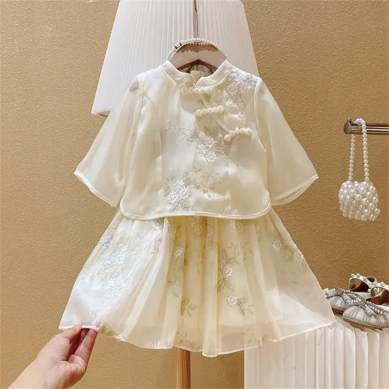 Trendy Chinese Style Summer Suit for Baby Girls, Including A Fashionable Top and Skirt Set In Kids' Clothing 4-6y
Trendy Chinese Style Summer Suit for Baby Girls, Including A Fashionable Top and Skirt Set In Kids' Clothing 4-6y