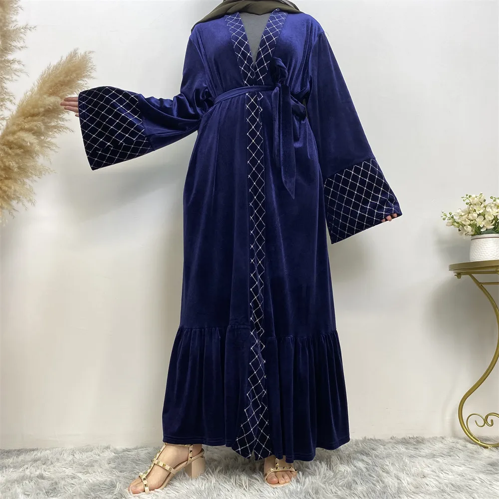 Middle East New Fashion Autumn and Winter Kimono Abaya Gold Velvet Hot Rolled Muslim Cardigan Robe abaya dubai
Middle East New Fashion Autumn and Winter Kimono Abaya Gold Velvet Hot Rolled Muslim Cardigan Robe abaya dubai