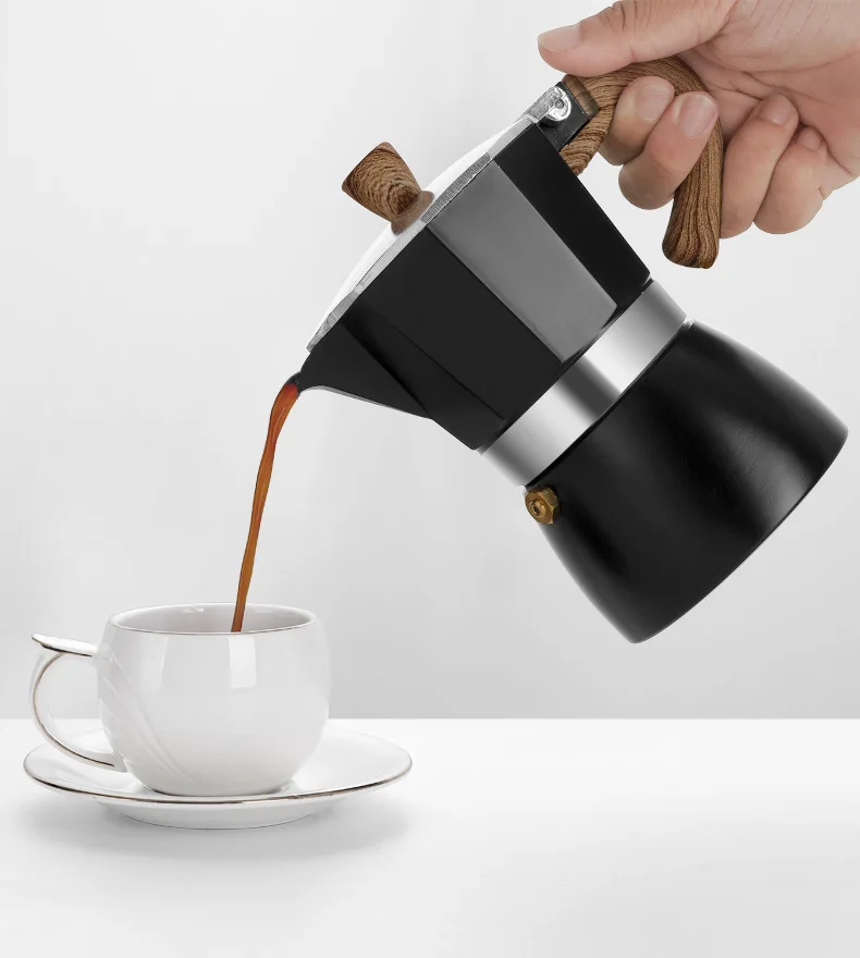 Italian Classic Moka Pot Outdoor Coffee Utensils Wooden Handle Home Brewing Coffee Filter Pot Single Valve Octagonal Coffee Pot
Italian Classic Moka Pot Outdoor Coffee Utensils Wooden Handle Home Brewing Coffee Filter Pot Single Valve Octagonal Coffee Pot