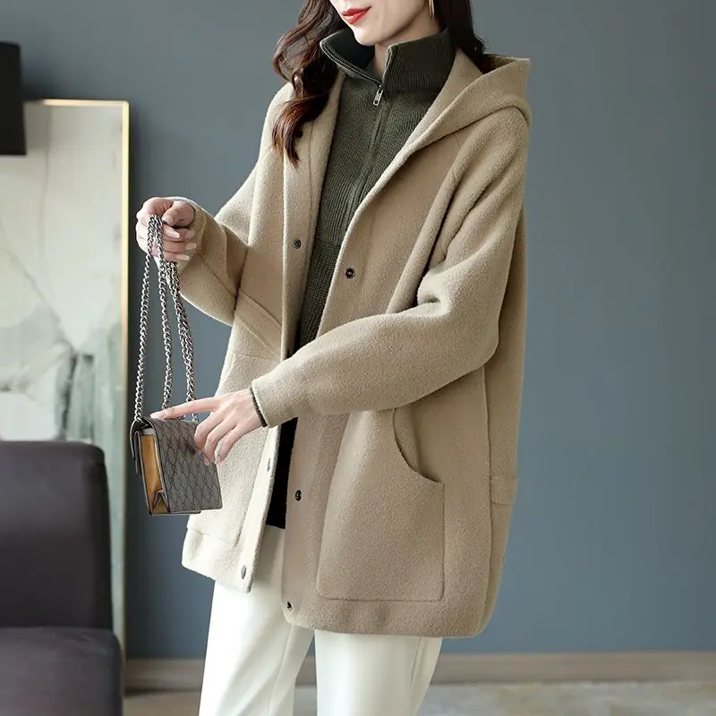 Cardigan Coat Female 2023 Autumn Fashion Korean Edition Slim Versatile Temperament Solid Single breasted Mid length Hooded Coat
Cardigan Coat Female 2023 Autumn Fashion Korean Edition Slim Versatile Temperament Solid Single breasted Mid length Hooded Coat