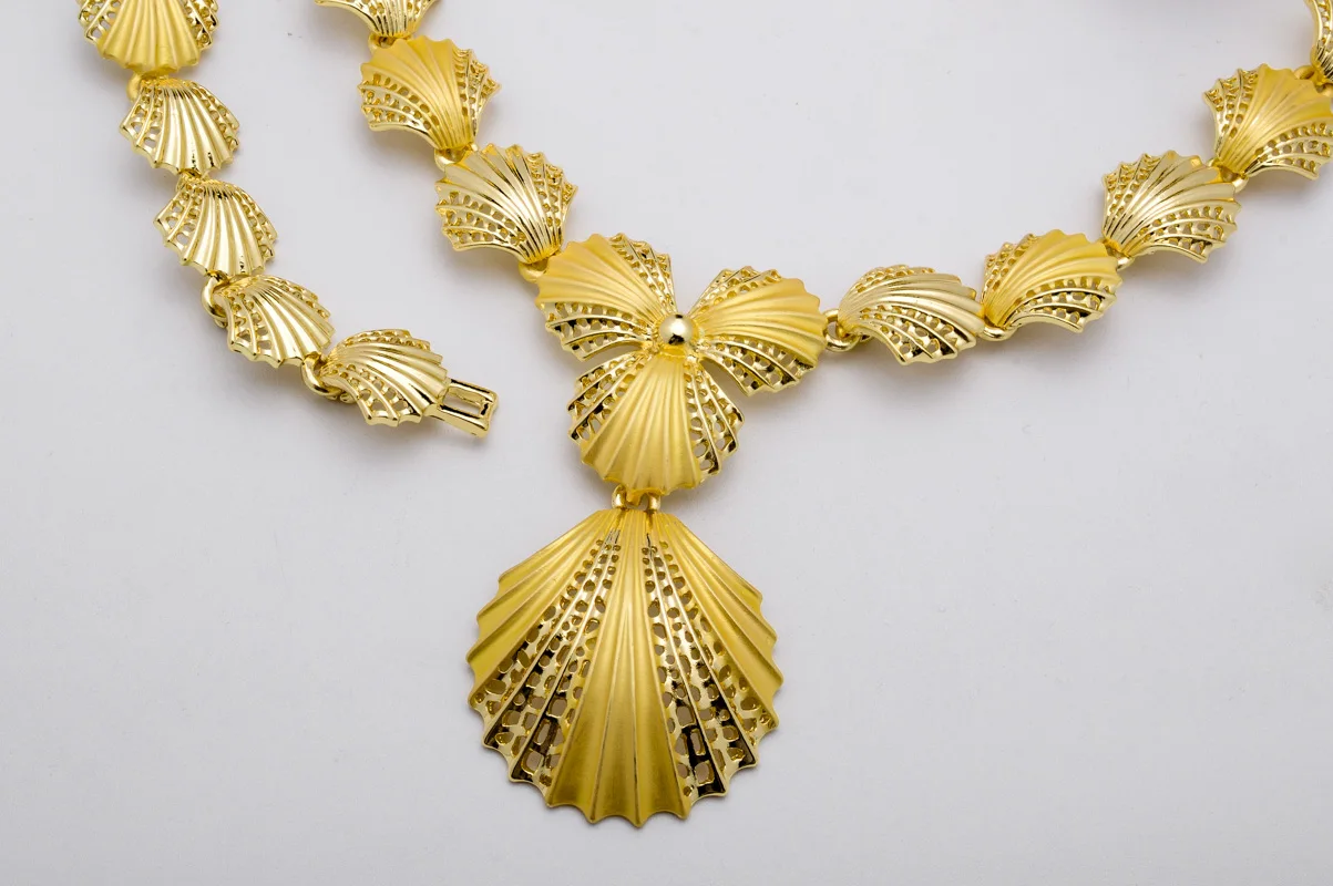 Sunny Jewelry Set Costume Shell Earrings Necklace Bracelet Ring Simple Design Gold Plated For Women Bridal Wedding Party 3 Mallzona Sbc5ee356782846b482b26d644e1e6342h Sunny Jewelry Set Costume Shell Earrings Necklace Bracelet Ring Simple Design Gold Plated For Women Bridal Wedding Party Mallzona