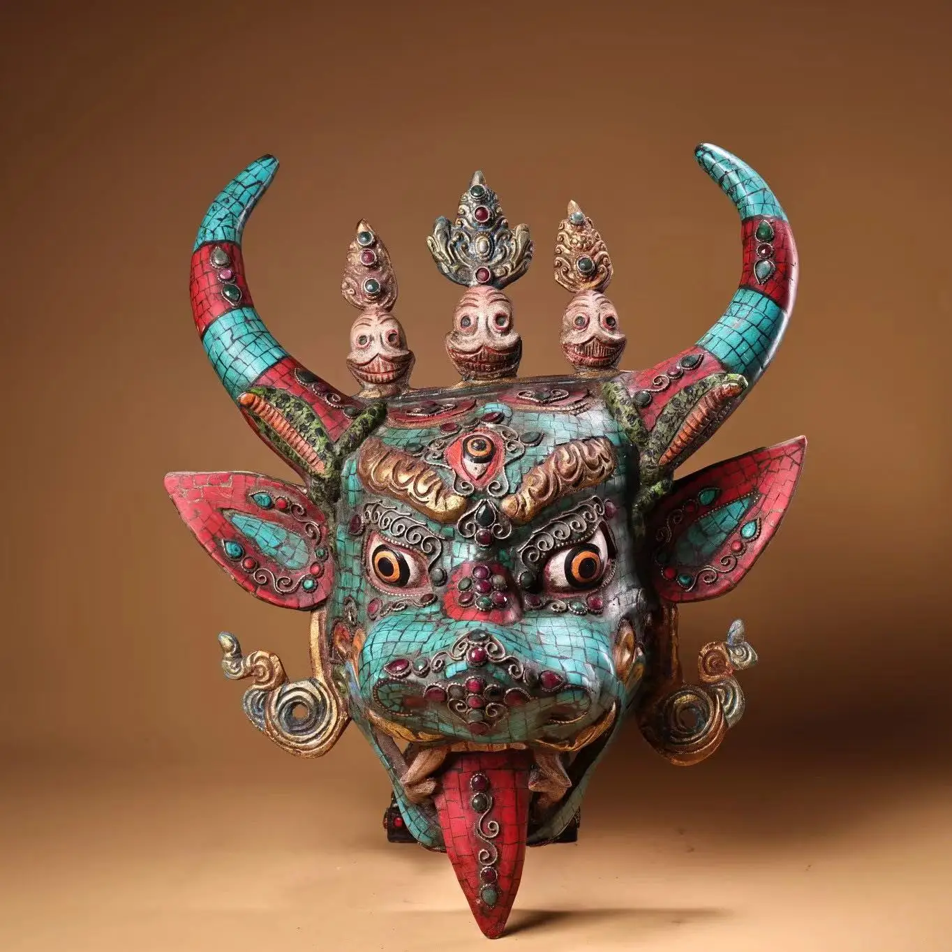 40cm Old Tibetan copper inlaid gemstones Gilding Mahagara Dharmapala mask statue
40cm Old Tibetan copper inlaid gemstones Gilding Mahagara Dharmapala mask statue