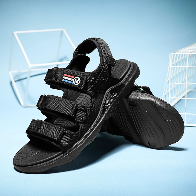 2023 Summer Black Designer Casual Sandals Men Women Size 35-45 Couple Lightwear Mans Flats Sandals Outdoor Female Beach Sandals
2023 Summer Black Designer Casual Sandals Men Women Size 35-45 Couple Lightwear Mans Flats Sandals Outdoor Female Beach Sandals