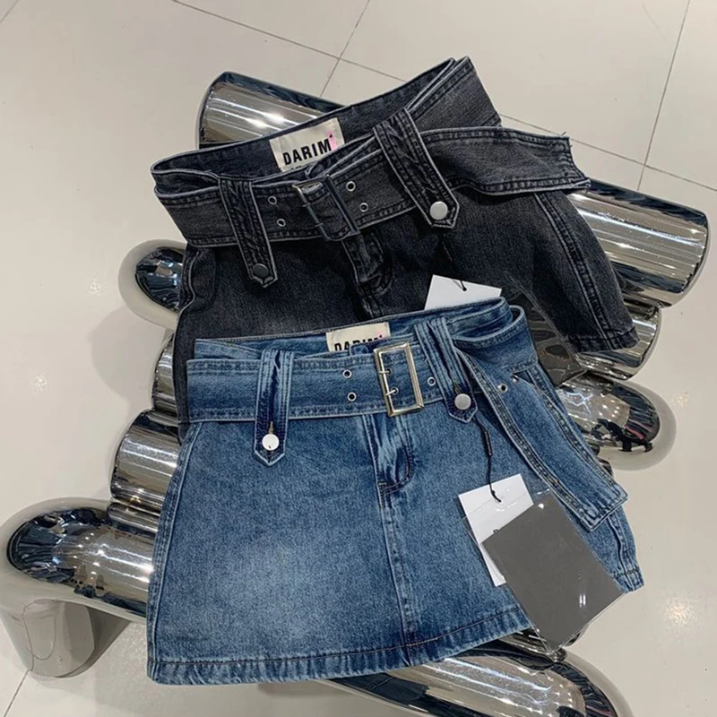 Y2K Belt Denim Mini Skirts Women Streetwear Club High Waist Jeans Skirt Vintage Harajuku Korean Slim All Match A Line Skirt New
Y2K Belt Denim Mini Skirts Women Streetwear Club High Waist Jeans Skirt Vintage Harajuku Korean Slim All Match A Line Skirt New