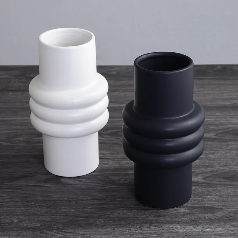 Nordic White Vegetarian Art Ceramic Vases Ornaments Living Room Desktop Flower Arrangement Container Home Decoration Accessorie
Nordic White Vegetarian Art Ceramic Vases Ornaments Living Room Desktop Flower Arrangement Container Home Decoration Accessorie