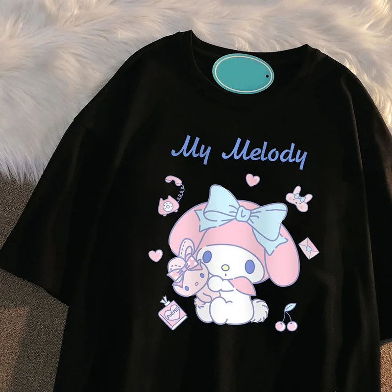 Kawaii Sanrios футболка My Melody мультфильм аниме милая летняя свободная парная сестра принт Повседневный короткий рукав подарки для девочек
Kawaii Sanrios футболка My Melody мультфильм аниме милая летняя свободная парная сестра принт Повседневный короткий рукав подарки для девочек